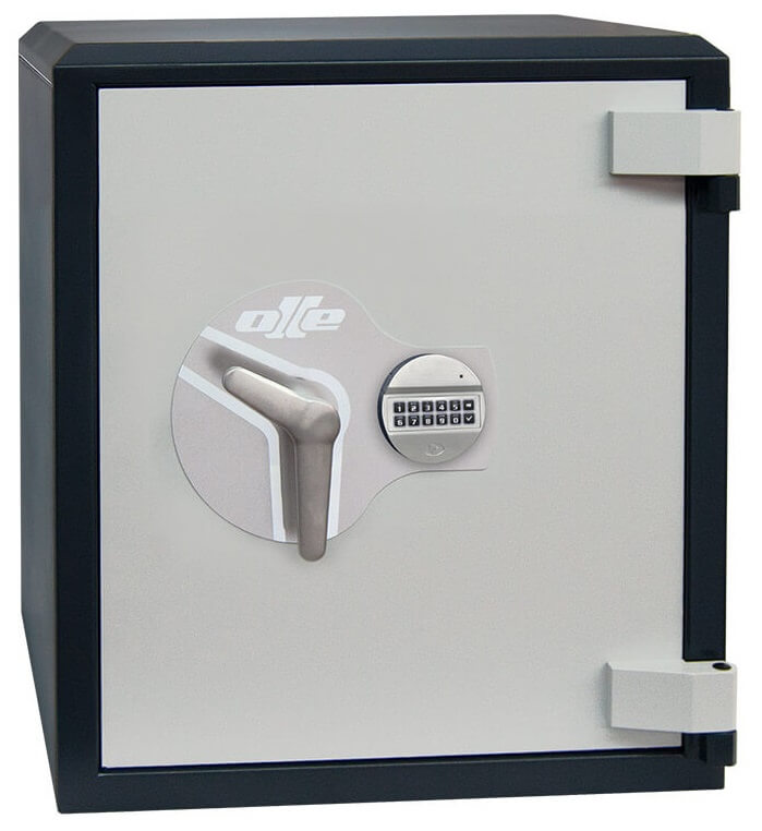 Ollé I-3 Grade 1 safe with code lock, front view